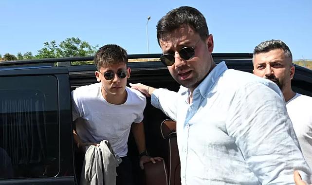 Arda Güler kimsenin gözünün yaşına bakmadı! İspanya'ya yanında götürdüğü herkesi kovdu çünkü...