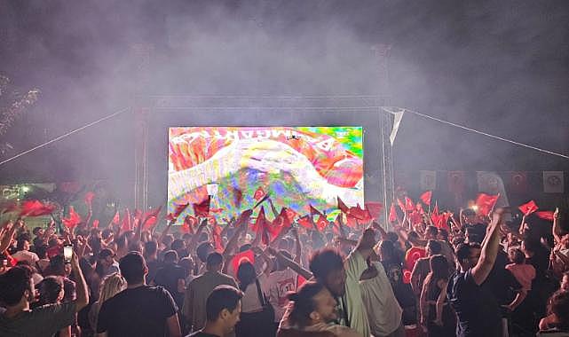 Büyükşehir Belediyesi Avrupa Futbol Şampiyonası Heyecanını Manisa’ya Taşıdı