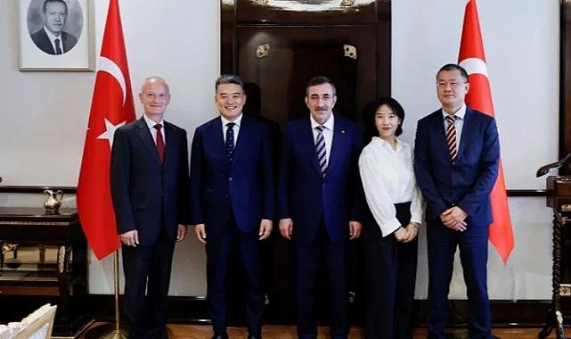 Cumhurbaşkanı Yardımcısı Yılmaz&#039;a teknolojik ziyaret