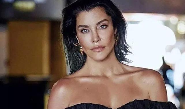 Deniz Akkaya &quot;Hayırdır ne selası okunuyor?&quot; deyince gündem oldu! 15 Temmuz yorumu