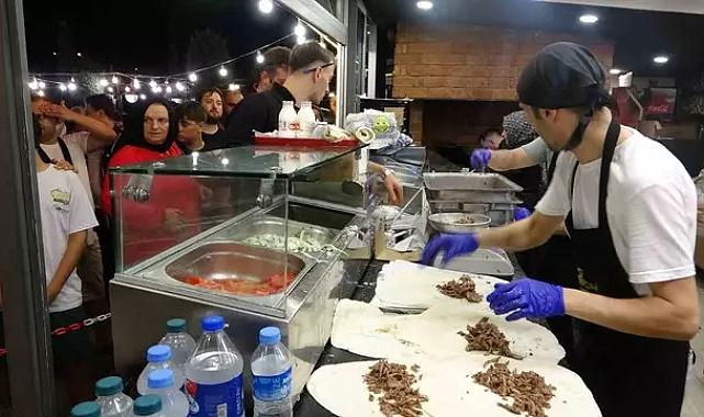 İlgiyle karşılandı! 100 TL'ye satılacağı duyulunca, insanlar hemen koşuştular... Metrelerce kuyruk oluştu.