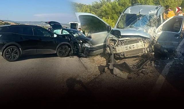 İzmir&#039;de aynı yerde peş peşe iki trafik kazası! 8 kişi yaralandı