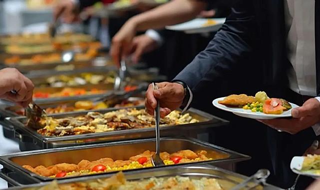 İzmir&#039;deki emeklilere müjde: Lokantacılar indirim yapacak