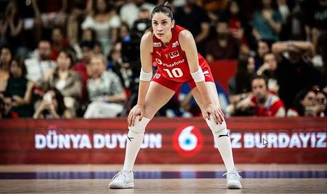 Menajerlik şirketinden açıklama var! Tuğba Şenoğlu İvegin&#039;in olimpiyat kadrosundan çıkarılması Filenin Sultanları&#039;nı karıştırdı