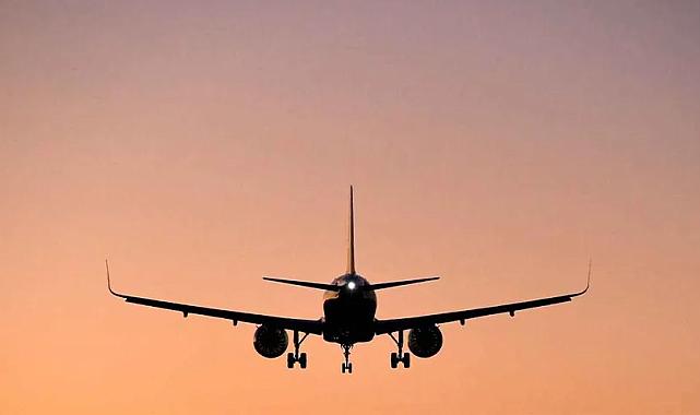 Rusya&#039;da yolcu uçağı düştü: 3 ölü