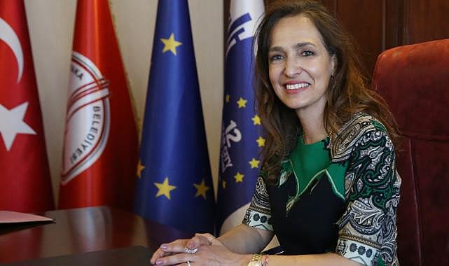 Simge yüzük Karşıyaka Nikah Sarayı’na geri döndü