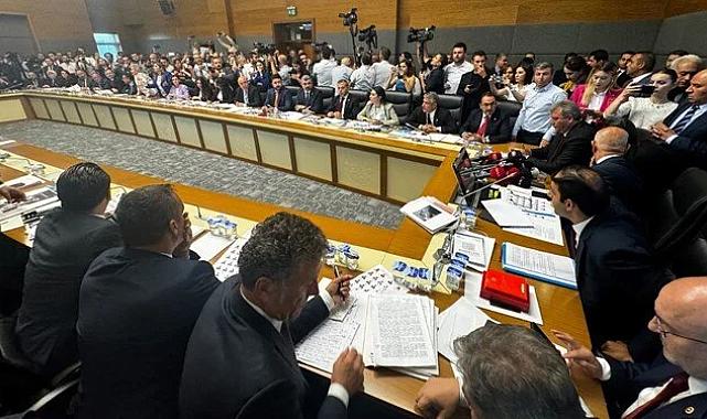 Sokak hayvanları teklifinin ilk 3 maddesi komisyonda kabul edildi