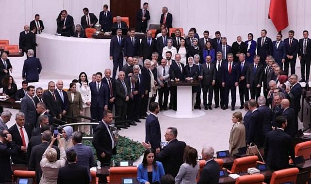 Sokak hayvanlarına uygulanacak ötanazinin zehrini eski bakanın ortağı olduğu şirket mi getirecek?