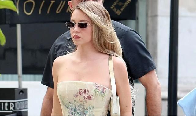 Sydney Sweeney, giydiği son kıyafetle dalga konusu oldu: &#039;&#039;Bebek bezi giymiş gibi duruyor&#039;&#039;