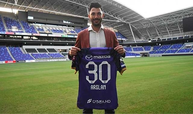 Tolgay Arslan&#039;dan sürpriz imza! Artık Japonya&#039;da futbol oynayacak