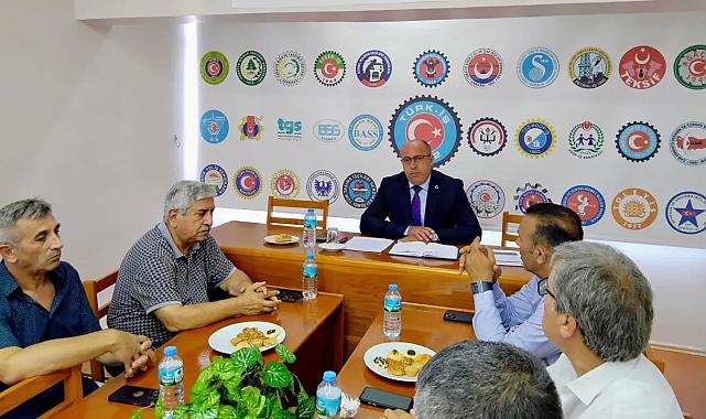 TÜRK-İŞ İzmir'den Kristal Yağ işçilerine destek: Basın açıklaması yapılacak