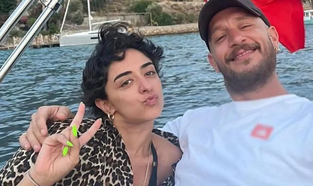 Uraz Kaygılaroğlu ile sevgilisi tatile çıktı! Paylaşım geldi