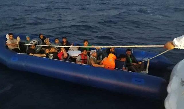 Yardım çağrısında bulunan Ayvacık açıklarında 49 düzensiz göçmen kurtarıldı