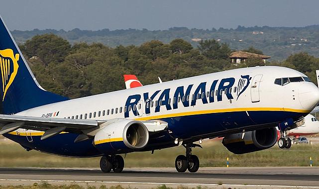 Yaz tarifelerindeki düşüş RyanAir&#039;in karını neredeyse yarıya indirdi
