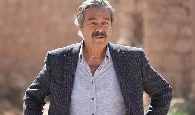 Yeşilçam&#039;ın Efsanesi Kadir İnanır&#039;dan Kötü Haber! Tekrar Yoğun Bakıma Kaldırıldı