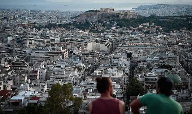 Yunanistan&#039;da 6 günlük çalışma haftaları başladı