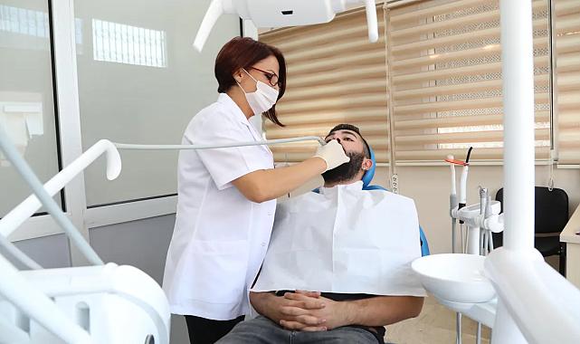 Bayraklı'da vatandaşa ücretsiz ağız ve diş sağlığı hizmeti