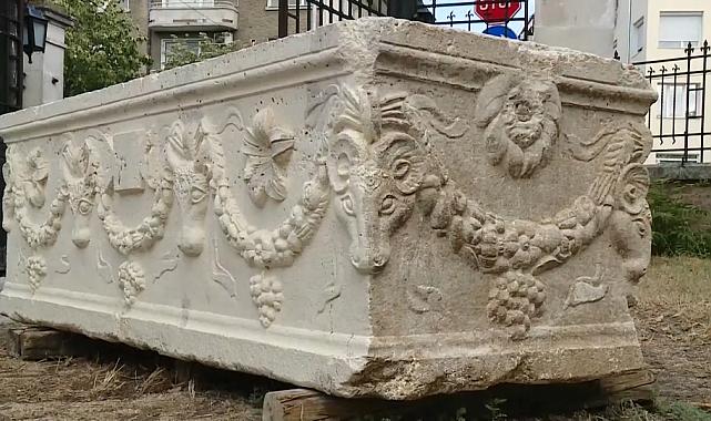 Bulgaristan&#039;da plaj barında bulunan lahdin gerçek bir Roma eseri olduğu ortaya çıktı