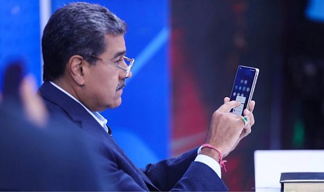 Canlı yayında telefonundaki WhatsApp&#039;ı silen Maduro, 2 uygulamayı tavsiye etti