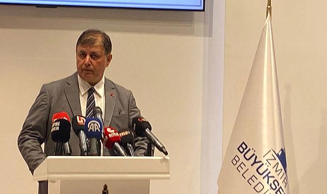 İzmir Körfezi&#039;nde Balık Ölümleri ve Koku Krizi Gündemde:Başkan Tugay&#039;dan Önemli Açıklamalar