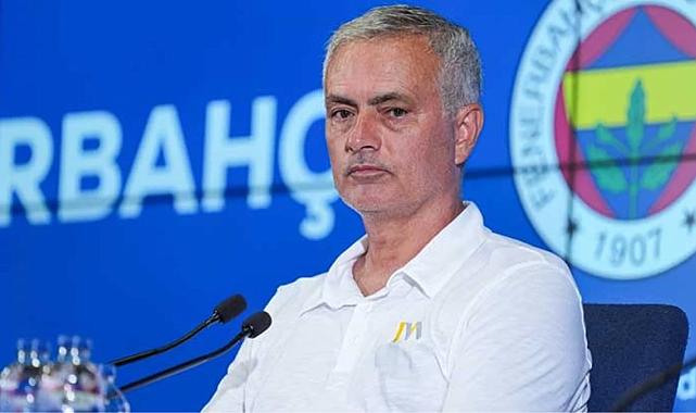 Jose Mourinho, Fenerbahçe&#039;de bir ilki daha yaşadı