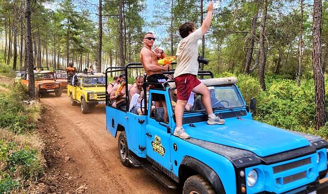 Muğla&#039;da Jeep Safari Turları Yoğun İlgi Görüyor