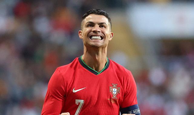Cristiano Ronaldo, sosyal medya platformlarında 1 milyar takipçiye ulaşan ilk kişi oldu