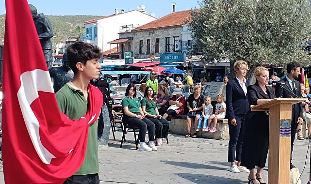 FOÇA KURTULUŞUNUN 102 YILINI KUTLADI