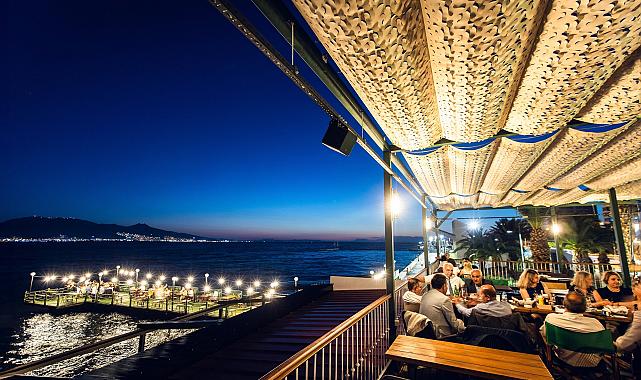 Karşıyaka’nın simgesi ‘Dante’ yeniden hizmete açıldı