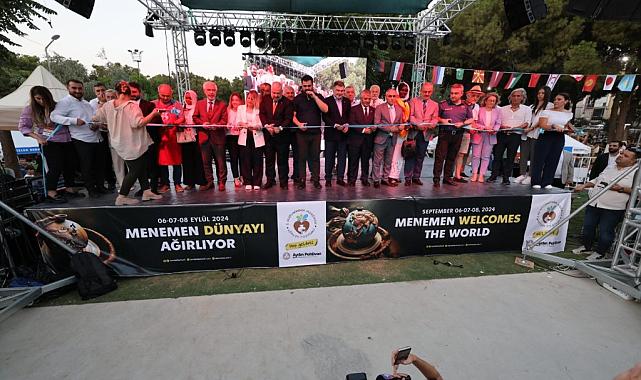 Menemen&#039;de 3. Uluslararası Çömlek Festivali Görkemli Açılışla Başladı
