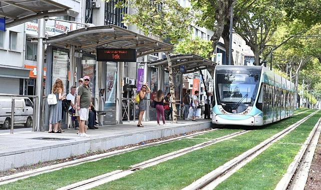 Tram İzmir duyurdu: Tramvay seferlerine maraton ayarı