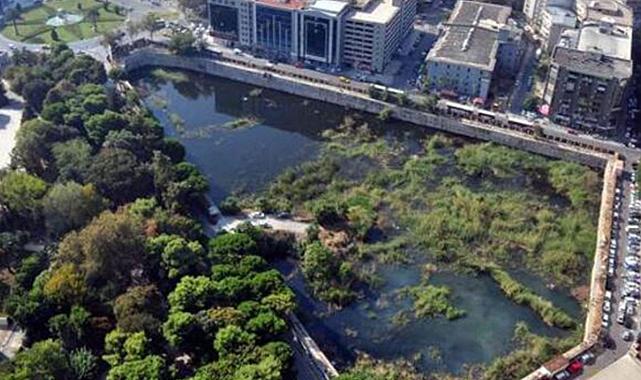 Zafer Partisi İzmir İl Başkanı Birgüvi&#039;den Basmane Tepkisi: &#039;&#039;İzmir&#039;in Malını Peşkeş Çekmeyin!&#039;&#039;