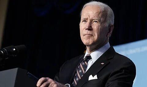 ABD Başkanı Biden, Joe Biden Beyaz Saray&#039;ın Cadılar Bayramı partisinde üç bebeği ısırdı