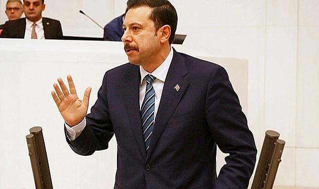 AK Partili Kaya’dan Cemil Tugay&#039;a Sert Tepki: &quot;İzmir’in Değil, İstanbul&#039;un 40. İlçe Başkanı Olursun!