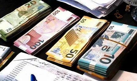 Azerbaycan parası, Türk Lirası karşısında rekor tazeledi