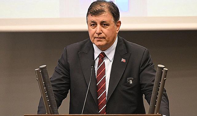 Başkan Cemil Tugay’dan Muhtarlara Destek Mesajı: 'Çabalarınızı Takdir Ediyoruz'