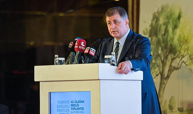 Başkan Tugay'dan Süt Kuzusu ve İZBAN açıklaması