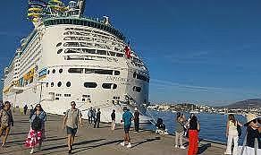 Bodrum&#039;a denizden 3 bin 581 turist