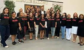 Büyükşehir&#039;de kadın meclis üyelerden Aydemir&#039;e tişörtlü tepki: &quot;Güç bizde!&quot;