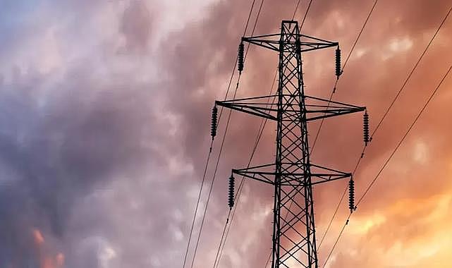 Gediz Elektrik uyardı, İzmir&#039;de elektrik kesintisi: 20 ilçeyi etkileyecek