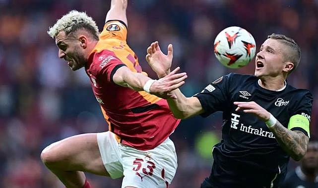 Herkes Galatasaray aleyhine verilen penaltıyı konuşuyor