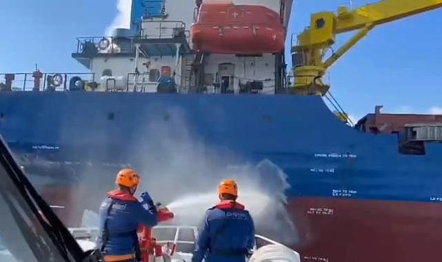 Marmara Denizi Sedef Adası açıklarında kuru yük gemisinde yangın! 2 kişi hayatını kaybetti