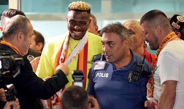 Osimhen için Galatasaray Adası&#039;nı satışa çıkardılar
