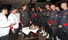 Real Madrid tecavüzle suçlanan Mbappe&#039;yi sildi, biz Atakan&#039;a pasta üflettik