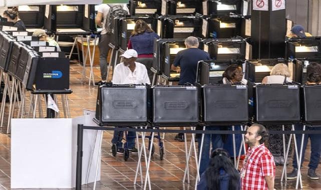 ABD&#039;de başkanlık seçimine son 3 gün: 70 milyondan fazla seçmen erken oy kullandı