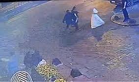 Beyoğlu&#039;nda Kapkaç: Kadın Telefonunu Kaybetti