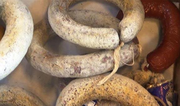 Bozuk Sucuk Satışı: 1 Ton Ele Geçirildi