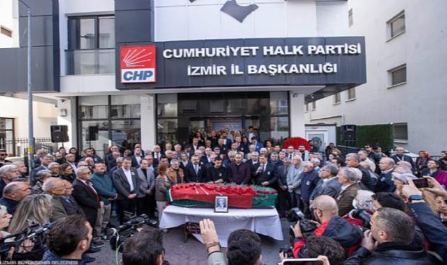 CHP eski İzmir Milletvekili Selçuk Ayhan son yolculuğuna uğurlandı