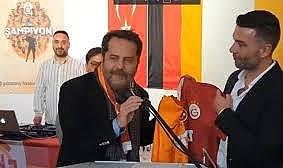 Erden Timur&#039;dan dikkat çeken Osimhen sözleri