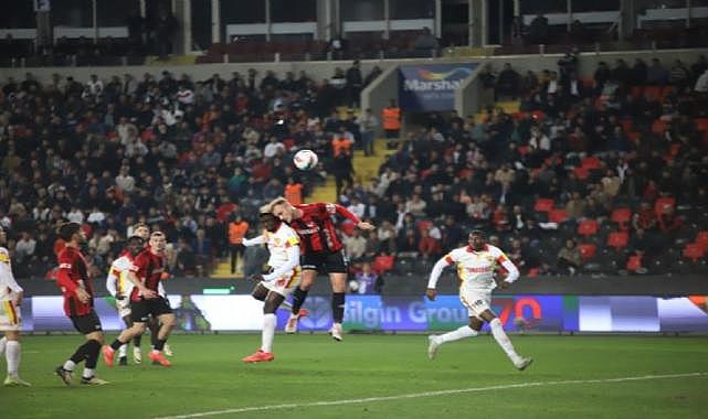 Göztepe galibiyeti koruyamadı: 2-1